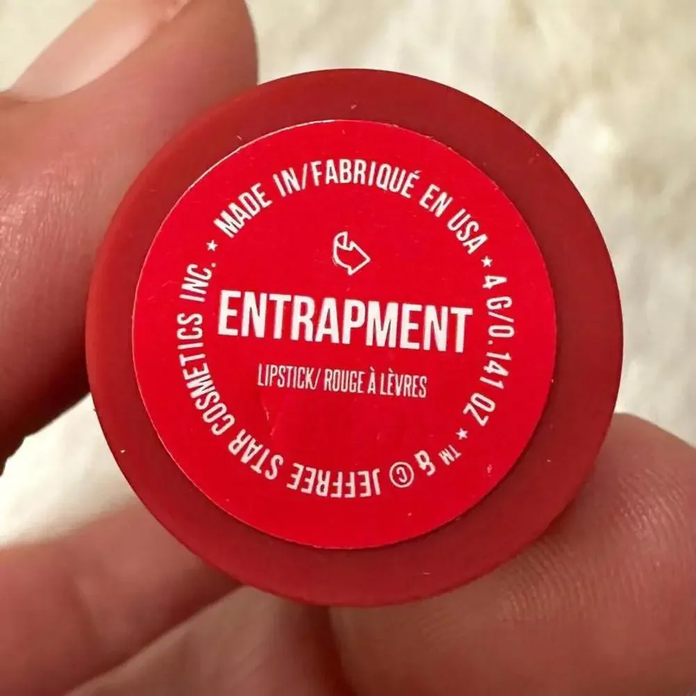 NIB Jeffree Star Velvet Trap Lipstick in Entrapment Full Size 4g
